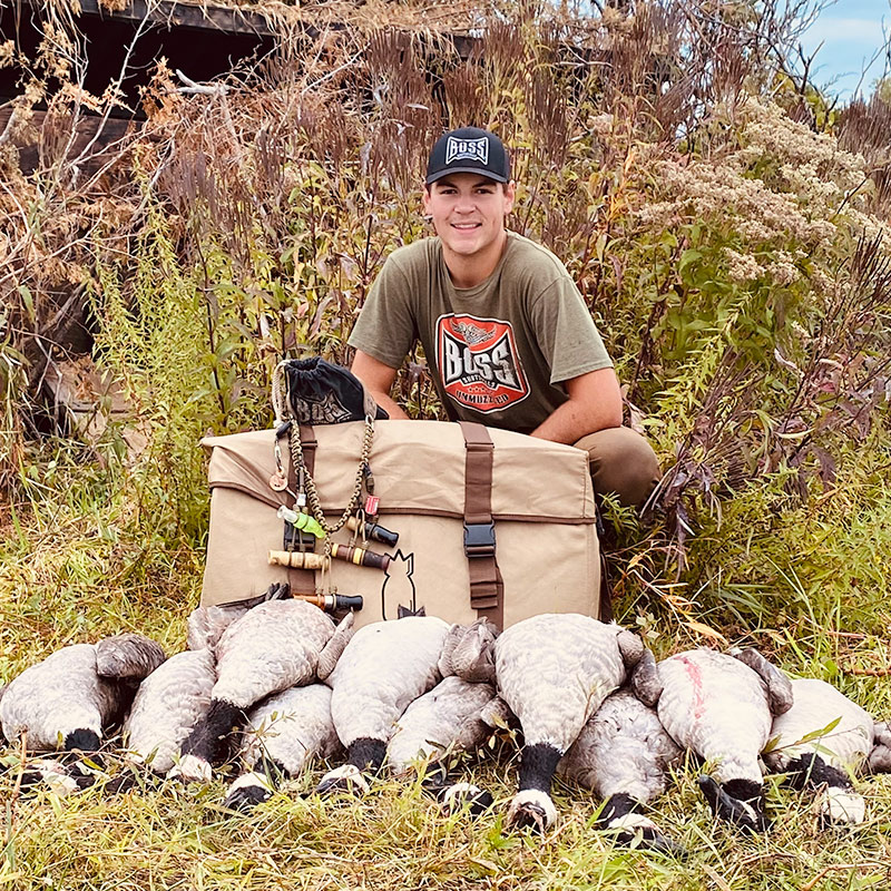waterfowl/duck hunting guide logan eisentrager